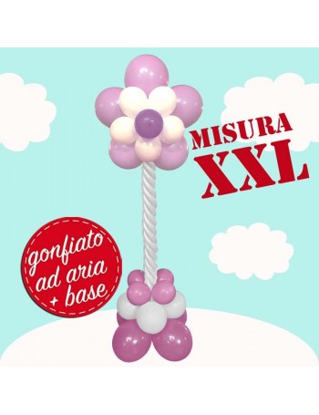 totem con palloncini rosa a forma di fiore