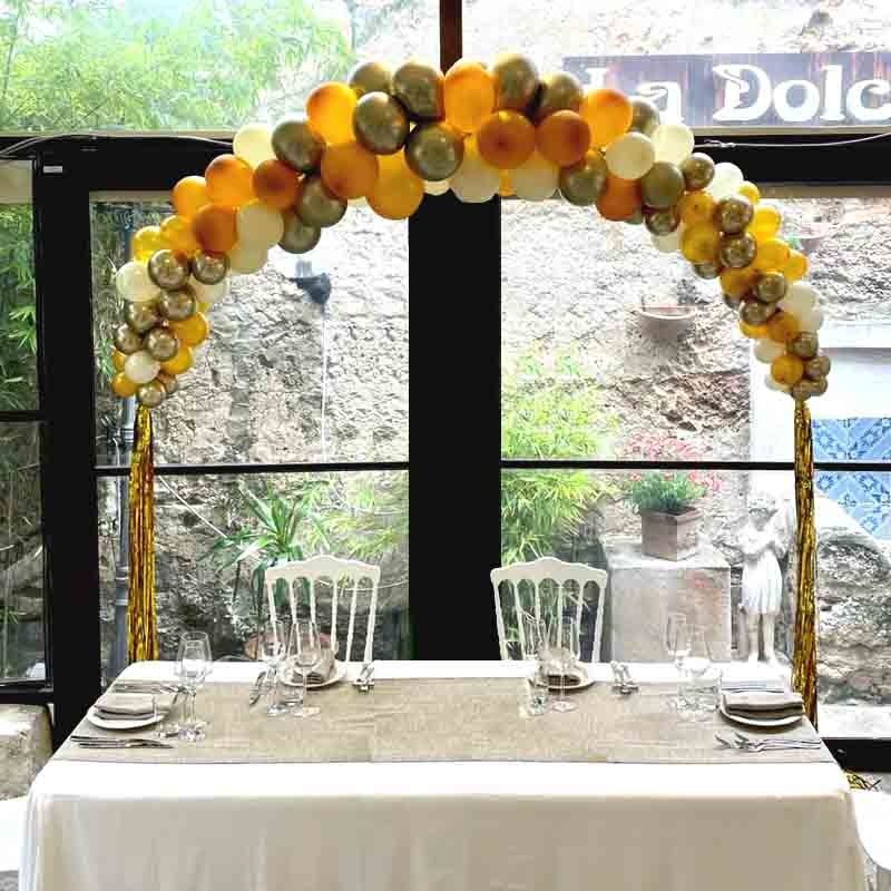 arco palloncini tavolo d'onore