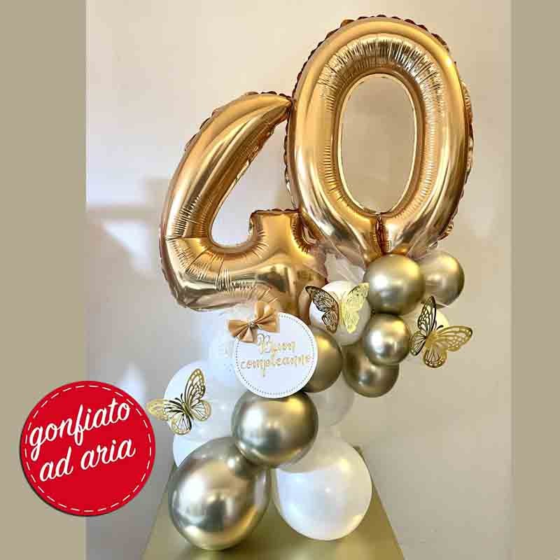 composizione tavolo 40 anni palloncini oro e bianco