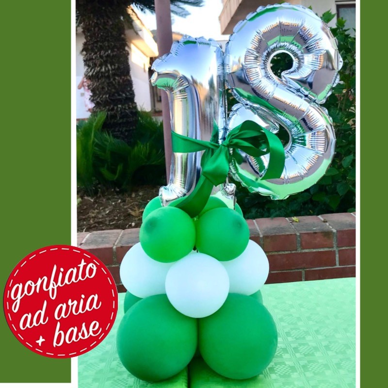 centrotavola numero 18 con base verde